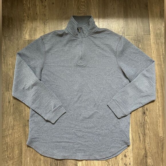 MENS 1/2 ZIP SIZE LARGE-T - Picture 1 of 3